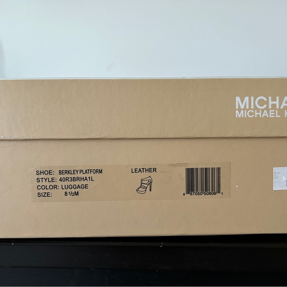 8.5 Michael Kors Heels - Picture 5 of 5